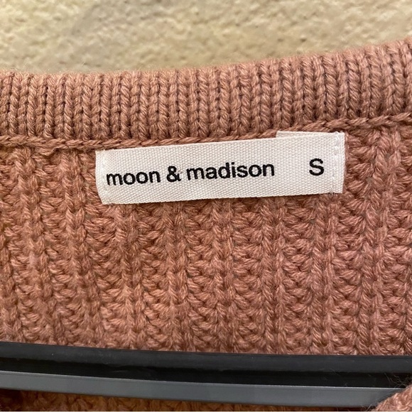MOON & MADISON Dusty Pink Knit Sweater Size Small - Picture 5 of 7